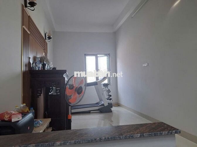 Chính chủ Bán nhà dân tự xây, kiến trúc đẹp, sát công viên 100ha