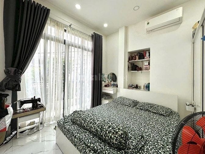 SỐC NHÀ ĐẸP-GIÁ TỐT CHỈ 2 TỶ HƠN Đ NI SƯ HUỲNH LIÊN,TÂN BÌNH,SỔ RIÊNG