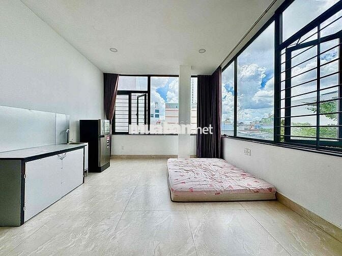 STUDIO VIEW FULL KÍNH - FULL NỘI THẤT NGAY CHỢ TÂN HƯƠNG