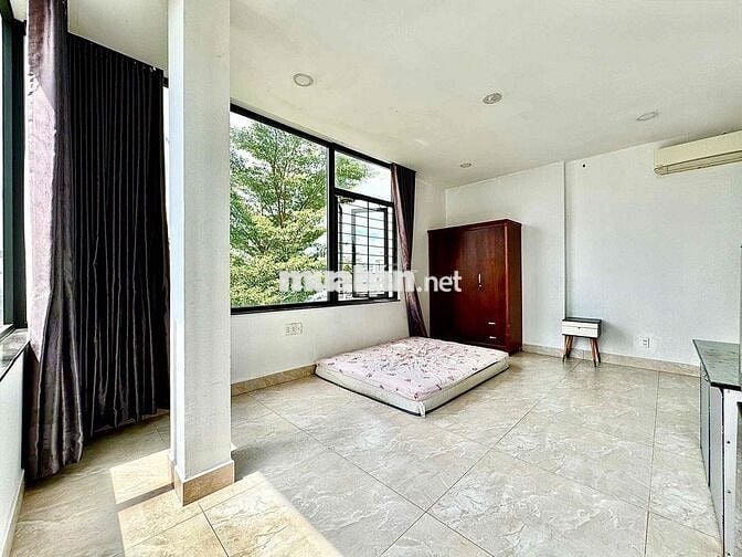 STUDIO VIEW FULL KÍNH - FULL NỘI THẤT NGAY CHỢ TÂN HƯƠNG