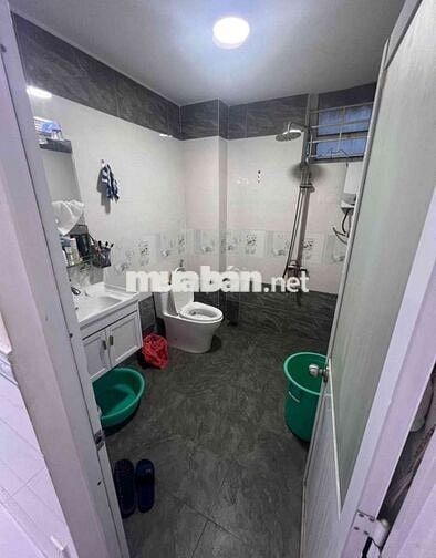 Cho thuê chung cư dt 72m2 có 2pn đầy đủ nội thất