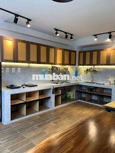 KTX QUẬN 12, SẠCH SẼ, CÓ BẾP, THANG MÁY, MÁY GIẶT, ĐẦY ĐỦ TIỆN NGHI