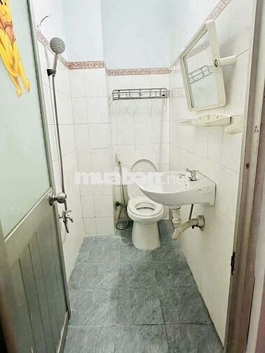 Cho thuê nhà hẻm xe hơi Huỳnh Văn nghệ phường 15 quận Tân Bình