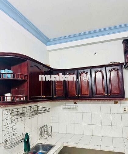 Cho thuê nhà hẻm xe hơi Huỳnh Văn nghệ phường 15 quận Tân Bình