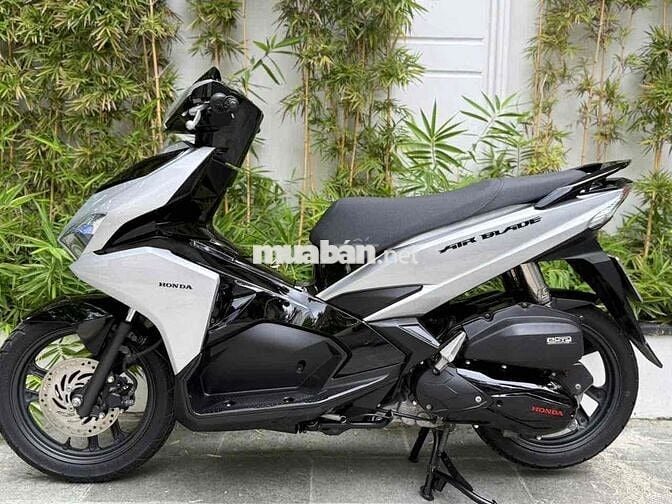 Air blade bạc Porsche bstp( 13trieu nhận xe)