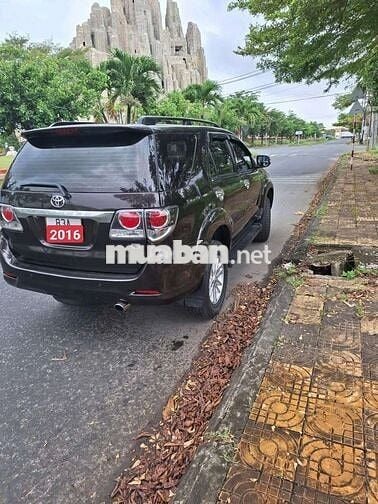 Bán xe fortuner 2016 số sàn máy dầu