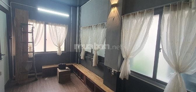 Chính chủ cho Thuê căn hộ Tầng 2, số 27 Bà Triệu, Hàng Bài, Hà Nội