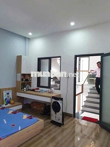 anh bên nhà gửi bán , có bớt ít ra sổ