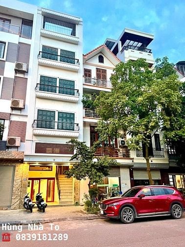 Bán nhà TĐC Giang Biên 5 tầng vỉa hè kinh doanh dt 60m2 mt 5m