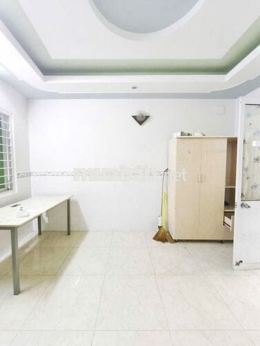 Cho thuê nguyên tầng trong nhà nguyên căn quận Tân Bình