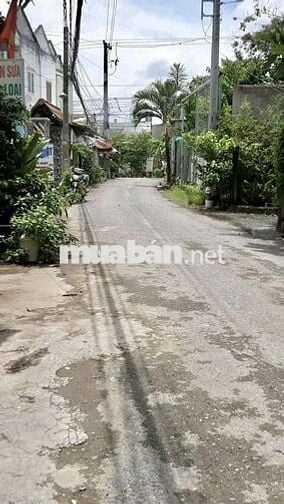 Nhà shr 1 trệt 1 lầu 2pn Long Thượng Cần Giuộc 1tỷ 300