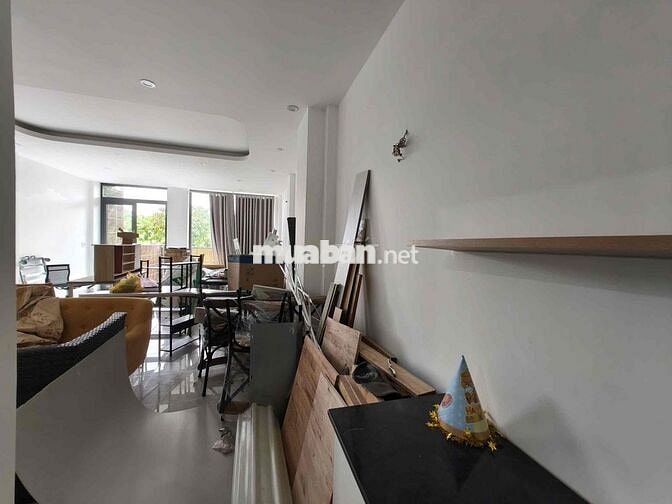 cho thuê phòng diện tích rộng có thể kinh doanh