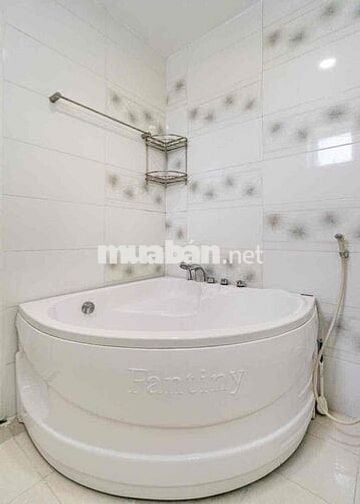 CHDV 1 PHÒNG NGỦ TÁCH BẾP FULL NỘI THẤT NGAY PHỐ NHẬT THÁI VĂN LUNG QU