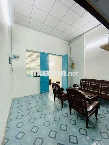 NHÀ EM CHO THUÊ NGAY ĐH SÀIGON Q.5 NGUYỄN TRÃI - HẺM OTO - 80m2(12 TR)