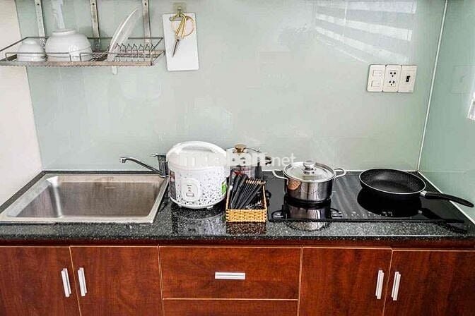 CHDV 1 PHÒNG NGỦ TÁCH BẾP FULL NỘI THẤT NGAY PHỐ NHẬT THÁI VĂN LUNG QU