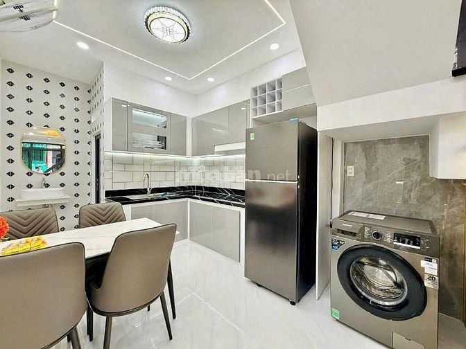 Hạ giá bán gấp căn nhà Thạch Thị Thanh - Q1 - Giá 3 tỷ 3
