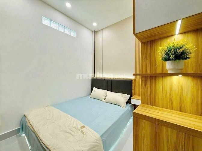 Hạ giá bán gấp căn nhà Thạch Thị Thanh - Q1 - Giá 3 tỷ 3