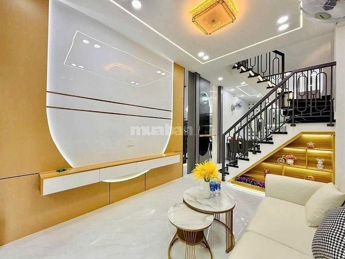 Hạ giá bán gấp căn nhà Thạch Thị Thanh - Q1 - Giá 3 tỷ 3