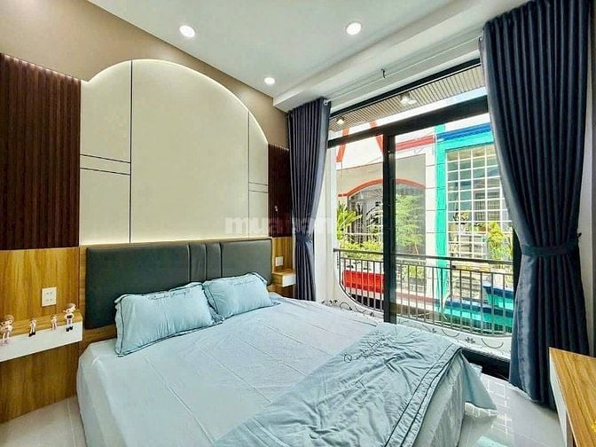 Hạ giá bán gấp căn nhà Thạch Thị Thanh - Q1 - Giá 3 tỷ 3