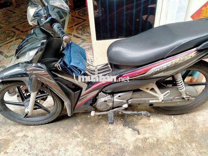 Dư xe cần thanh lý Wave RSX 110 Fi 2014 màu đen