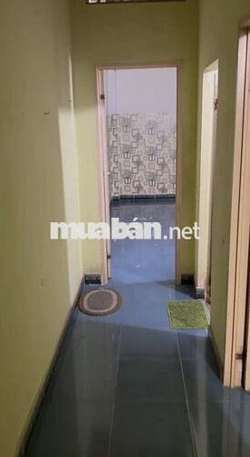 Nhà trống hẻm an ninh, 132m2 sd, 4PN, đường Lê Cảnh Tuân, gần chợ vải