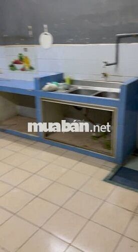 Nhà trống hẻm an ninh, 132m2 sd, 4PN, đường Lê Cảnh Tuân, gần chợ vải