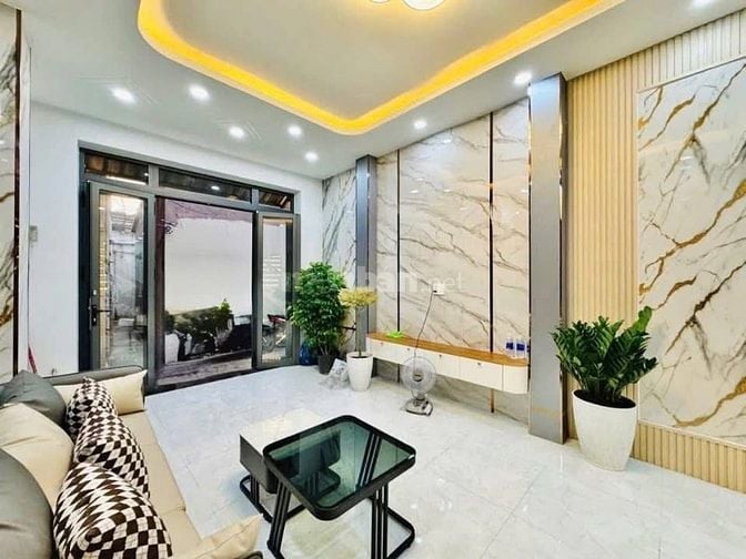Chủ nhà cần bán căn Nguyễn Khuyến 50m2 cạnh Học Viện Cán Bộ - 2tỷ150 