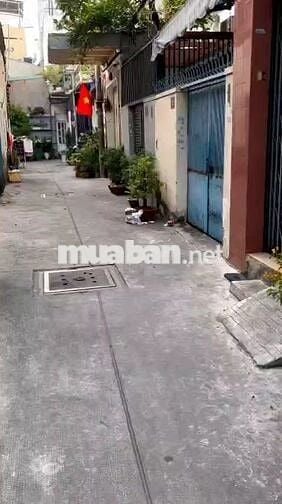 Nhà trống hẻm an ninh, 132m2 sd, 4PN, đường Lê Cảnh Tuân, gần chợ vải