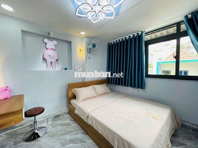 Nhà mặt tiền hẻm kinh doanh tốt