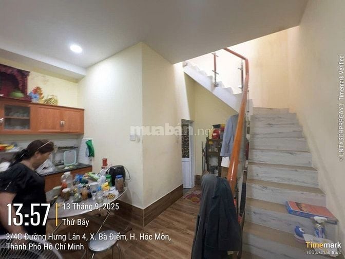 Bán nhà sát chợ củ cải học mon