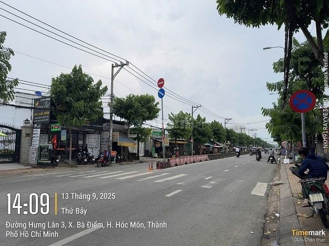 Bán nhà sát chợ củ cải học mon