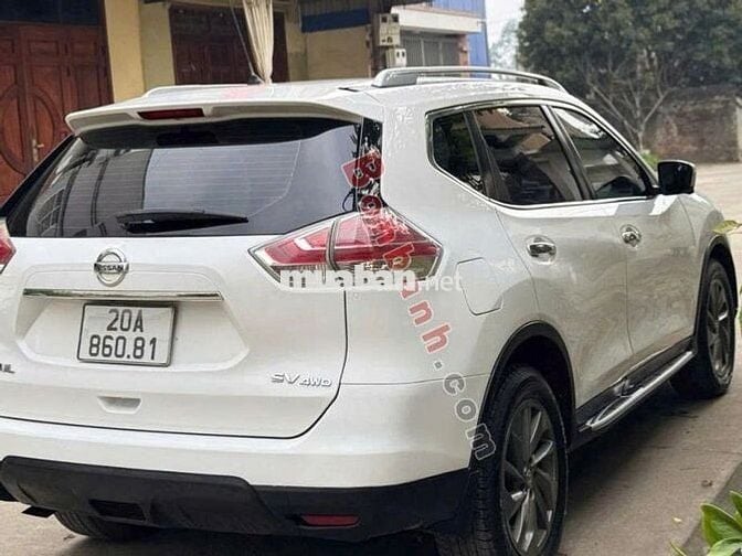Nissan X trail 2.5 SV 4WD 2016 màu trắng