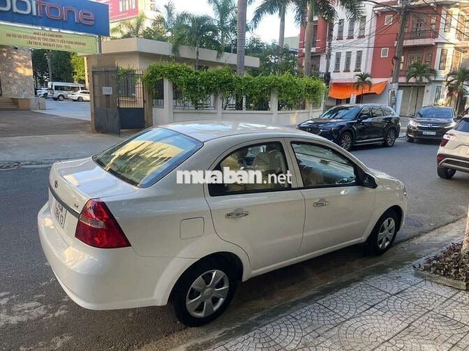 Chính chủ bán Gentra xe đẹp máy rin ko lỗi