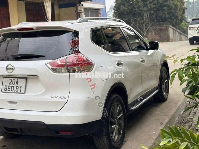 Nissan X trail 2.5 SV 4WD 2016 màu trắng