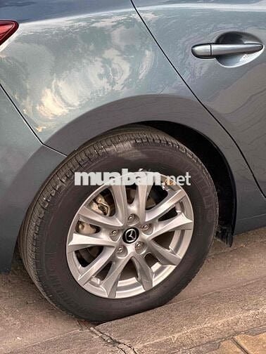 Mazda 3 2015 1.5 AT Hatchback - 53000 km