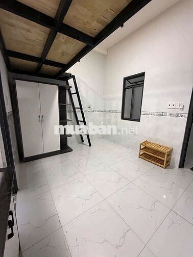 Trống sẵn Duplex ban công full nội thất Ngay Lũy Bán Bích, gần VHU