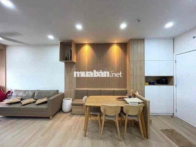 NHÀ ĐẸP NTCC NHẬN NHÀ CUỐI T09 TẦNG TRUNG FULL NT GIỎ HÀNG NHIỀU CĂN L