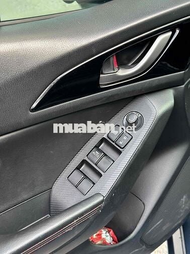 Mazda 3 2015 1.5 AT Hatchback - 53000 km