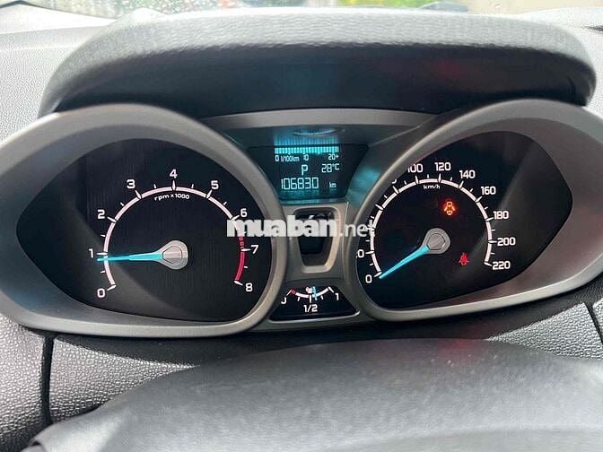 Ford EcoSport 2015 Titanium 1.5L AT - 105000 km
