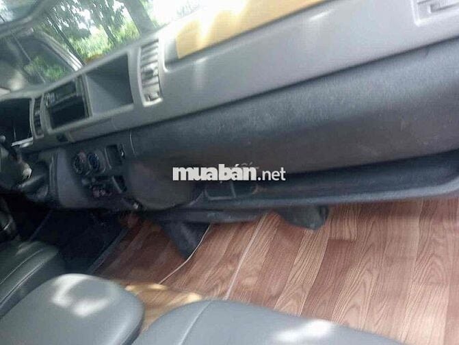 Toyota Hiace 2008 Commuter 2.7 - 125000 km