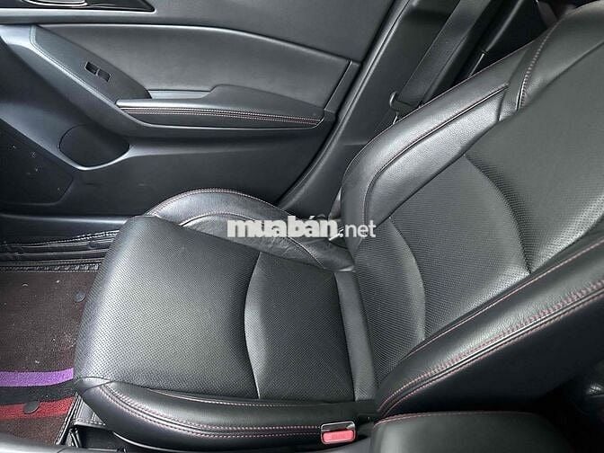 Mazda 3 2015 1.5 AT Hatchback - 53000 km