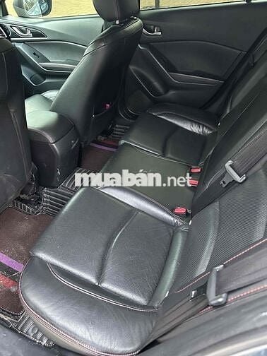 Mazda 3 2015 1.5 AT Hatchback - 53000 km