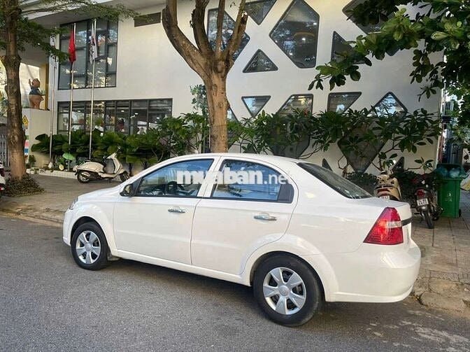 Chính chủ bán Gentra xe đẹp máy rin ko lỗi