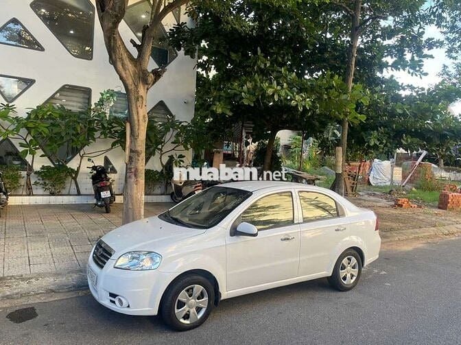 Chính chủ bán Gentra xe đẹp máy rin ko lỗi