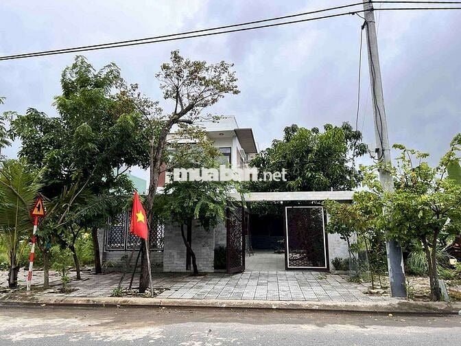 Cho thuê nhà 2 tầng sân vườn : Lê Trí Viễn , Hoà Quý , Ngũ Hành Sơn