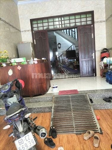Bán nhà đất đối diện UBND xã Đại Phước, cách phà Cát Lái 4km. Giá 9 tỷ
