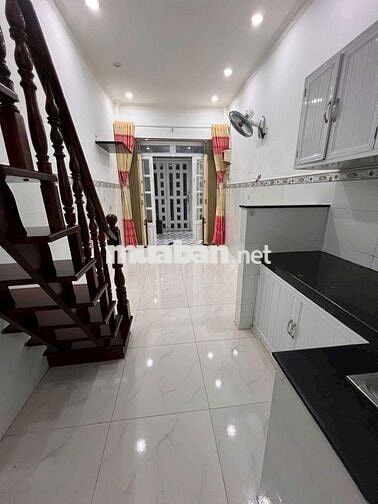 Bán nhà 1 trệt 1 lầu đúc 36m²Gần chợ TÂN TRỤ, KCN TÂN BÌNH chỉ 2.480Tỷ