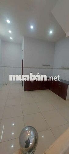 NHÀ MT KD BUÔN BÁN NGÂY CHỢ GIÁ 9TR