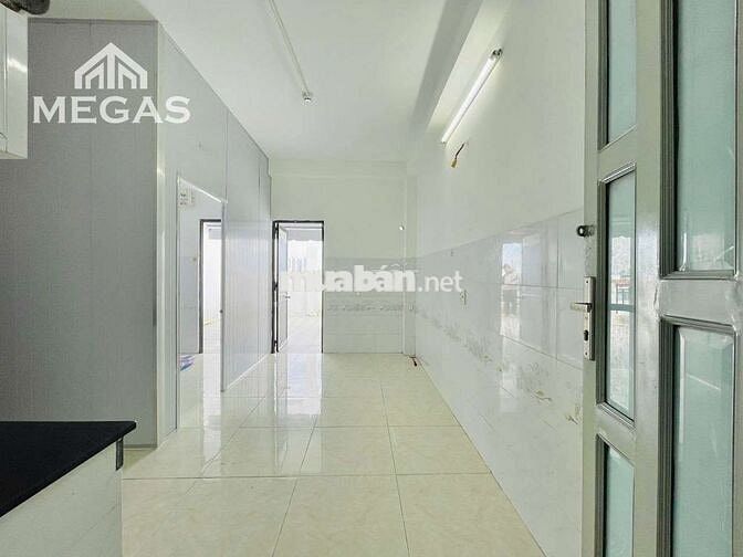 Cho Thuê Căn Hộ Có Thang Máy 2PN Đủ Tiện Nghi Có Sẵn Ngay Phan Anh