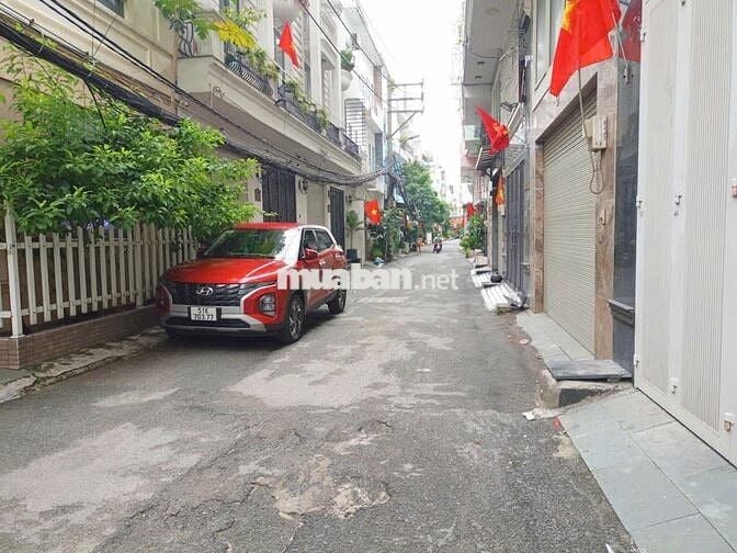 Hẽm Xe Hơi, Phạm Văn Đồng, P11, Bình Thạnh, 4 x13, 5Tầng, 5Pn